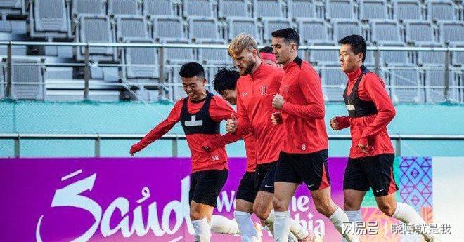 包含赛后亚冠传出新动向，亚特兰大外线爆发，管理层表态——目标明确，身体对抗强度拉满的词条